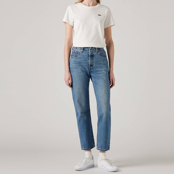 NWT! Levi's 501 Original Cropped Jeans - Button Fly, Medium Wash | Size 30 x 26 - Picture 1 of 8